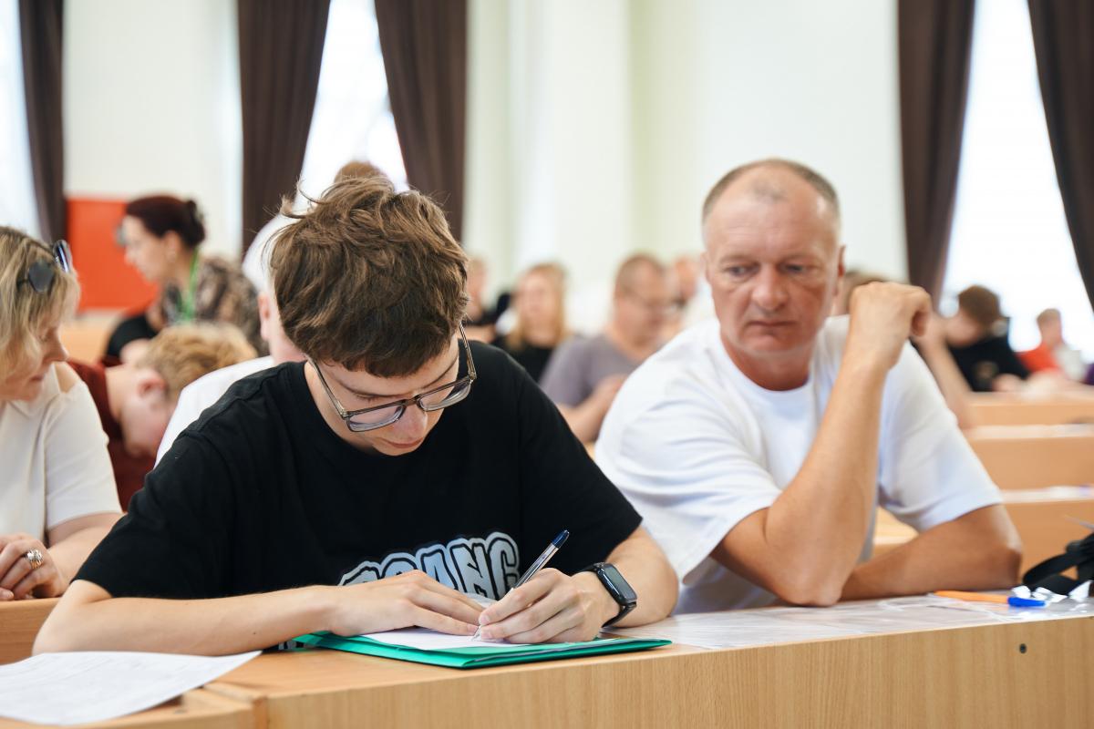 IMG-11494.jpg